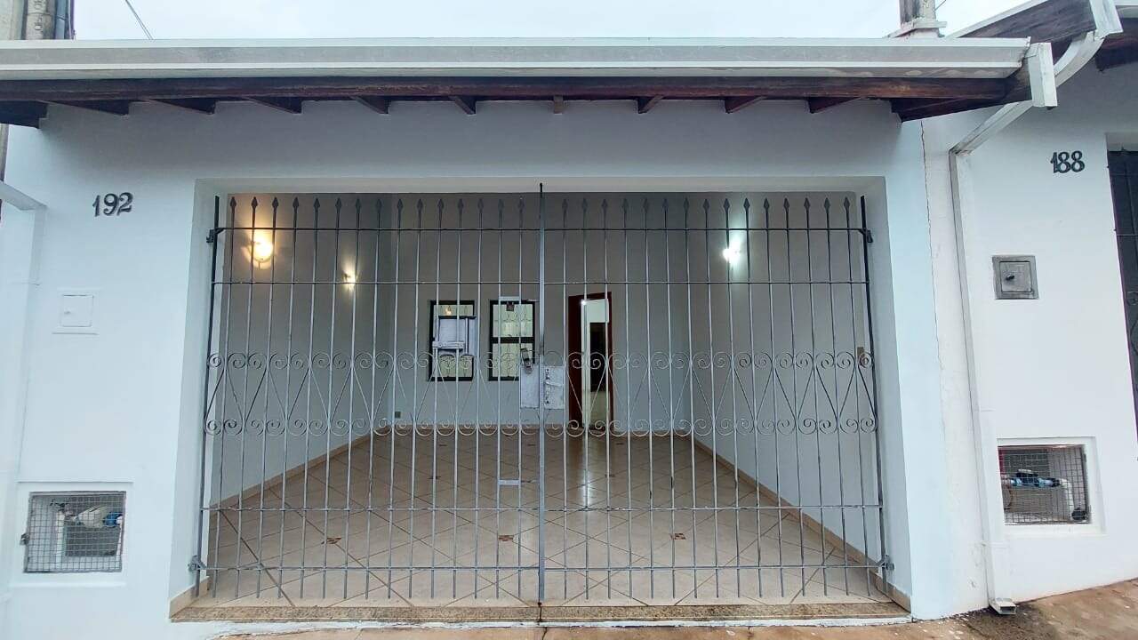 Casa para alugar, 2 quartos, sendo 1 suíte, 2 vagas, no bairro Jardim Caxambu em Piracicaba - SP