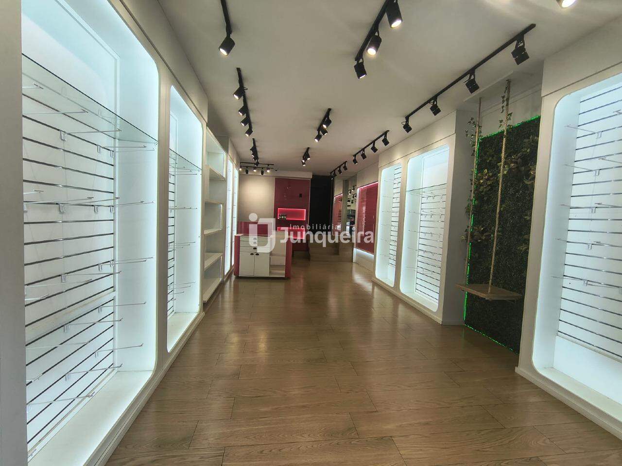 Foto 2 de Salão comercial para alugar com 93m², Centro - Piracicaba.