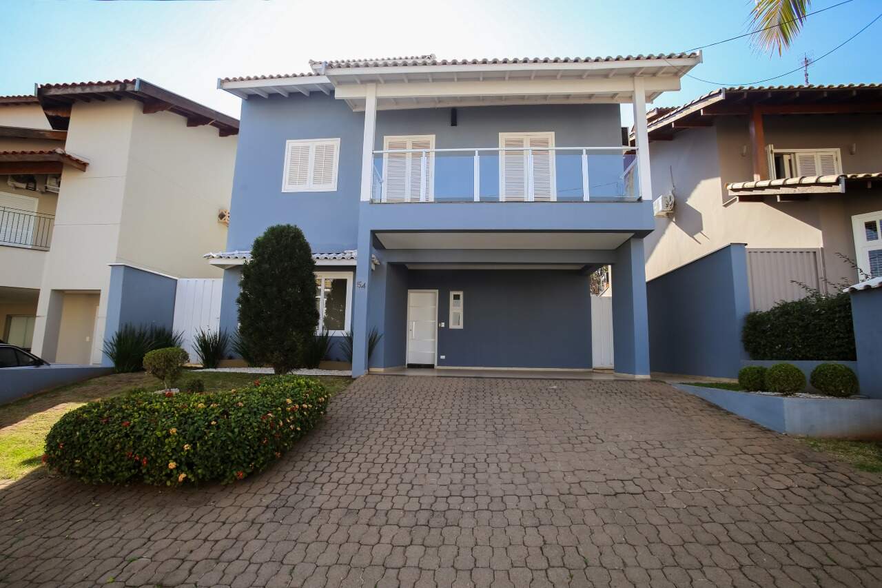 Casa em Condomínio à venda no Village des Lions, 3 quartos, sendo 1 suíte, 2 vagas, no bairro Piracicamirim em Piracicaba - SP