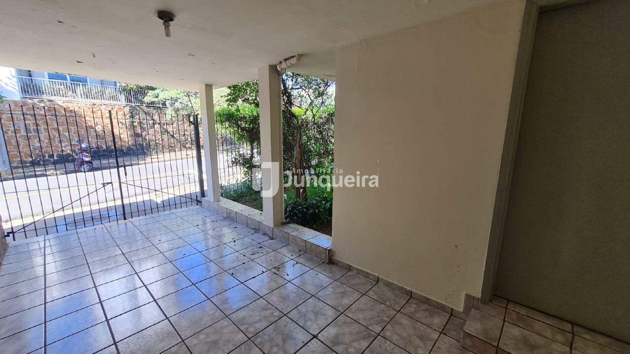 Casa para alugar, 3 quartos, 2 vagas, no bairro Jardim Europa em Piracicaba - SP