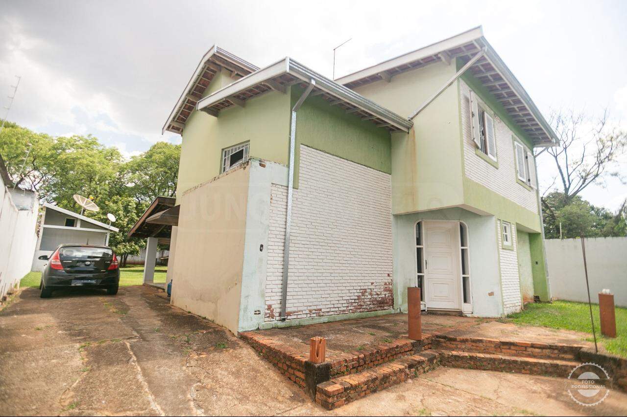 Casa à venda, 3 quartos, sendo 1 suíte, 10 vagas, no bairro Santa Rita em Piracicaba - SP