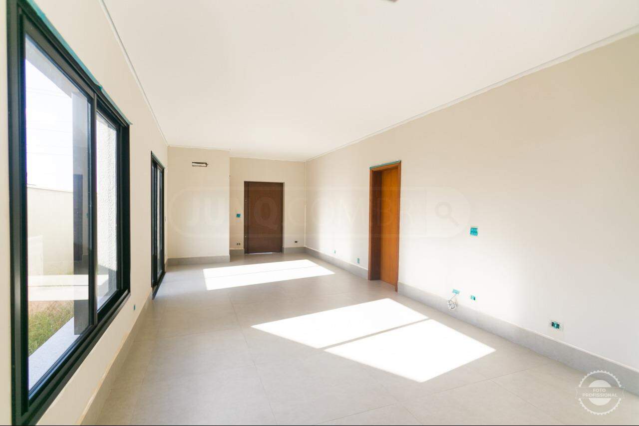 Casa em Condomínio à venda no Damha I, 4 quartos, sendo 3 suítes, 4 vagas, no bairro Residencial Damha I em Piracicaba - SP