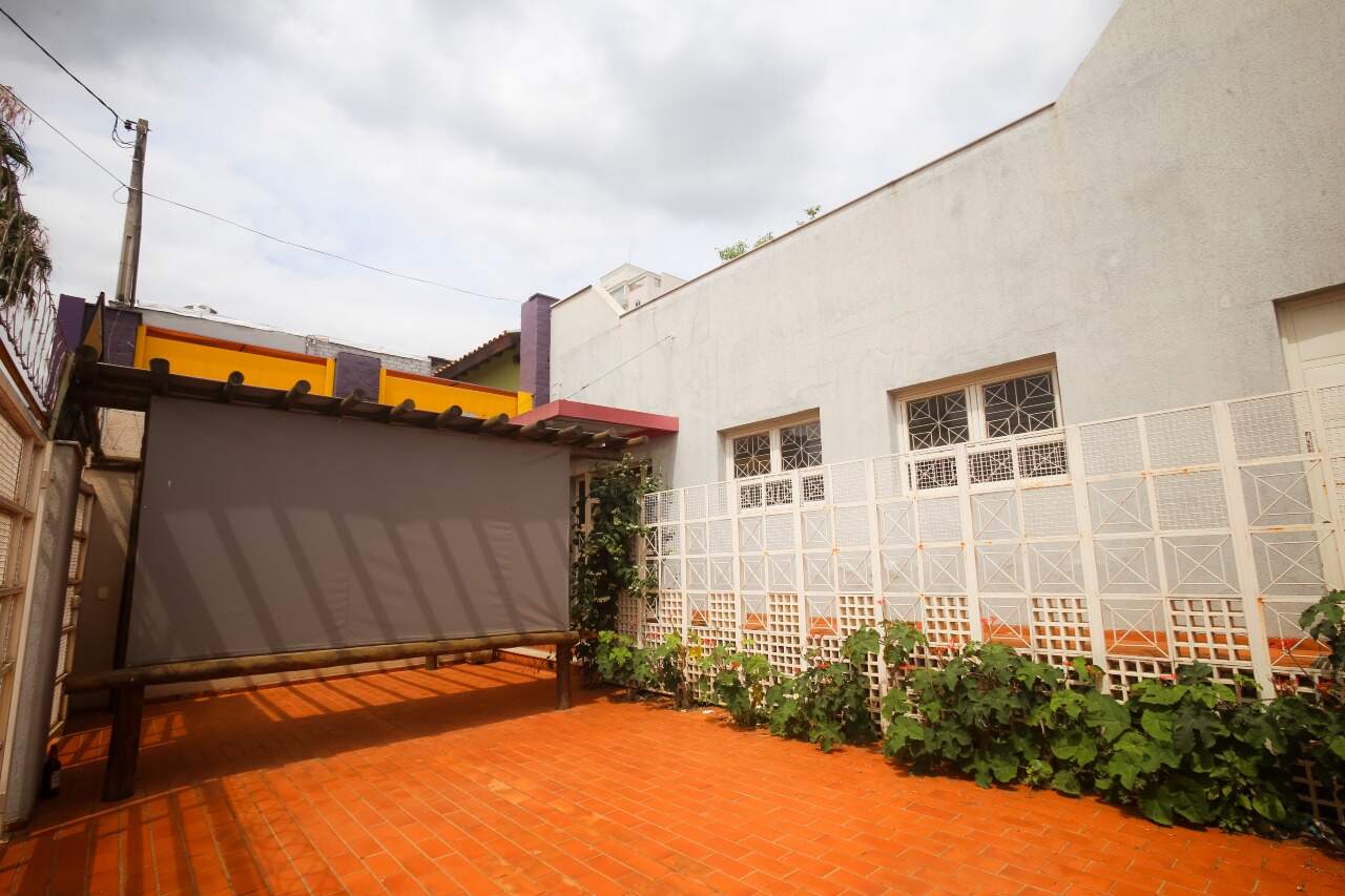Salão para alugar, 7 quartos, sendo 7 suítes, 2 vagas, no bairro São Dimas em Piracicaba - SP