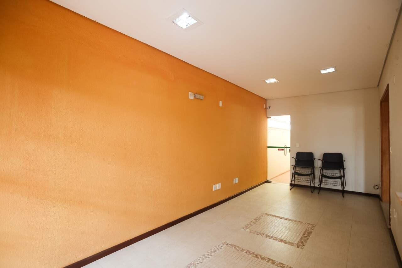 Salão para alugar, 7 quartos, sendo 7 suítes, 2 vagas, no bairro São Dimas em Piracicaba - SP