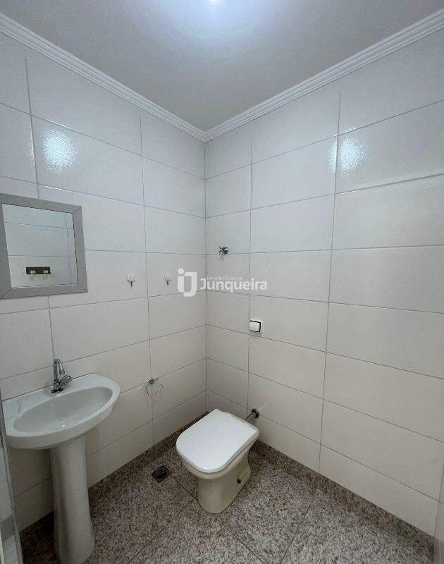 Sala Comercial para alugar, no bairro Centro em Rio das Pedras - SP