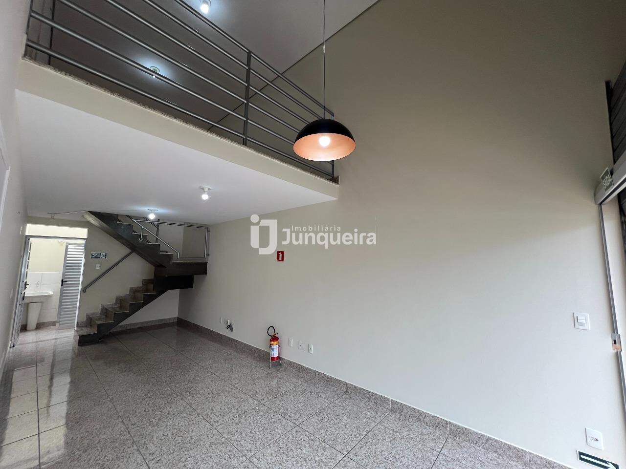 Sala Comercial para alugar, no bairro Centro em Rio das Pedras - SP