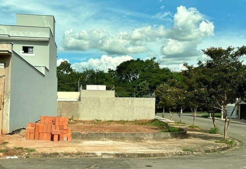 Terreno à venda, no bairro Residencial Portal da Água Branca em Piracicaba - SP