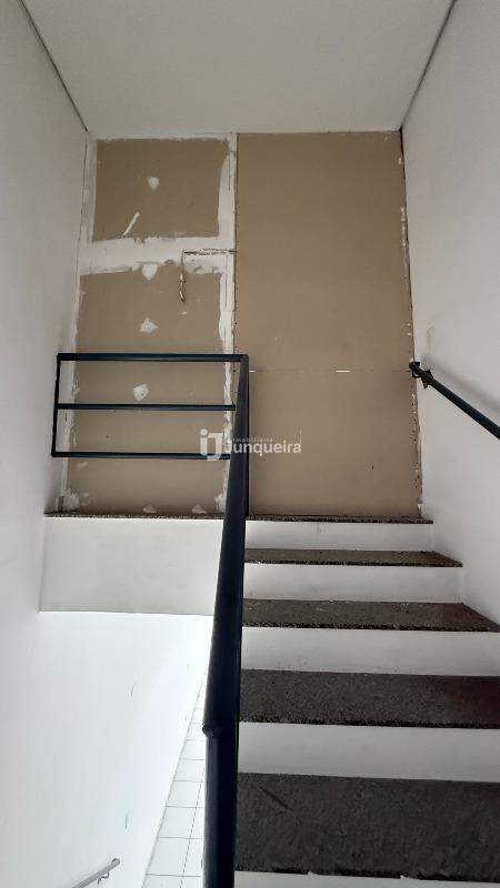 Salão para alugar, no bairro Santa Terezinha em Piracicaba - SP