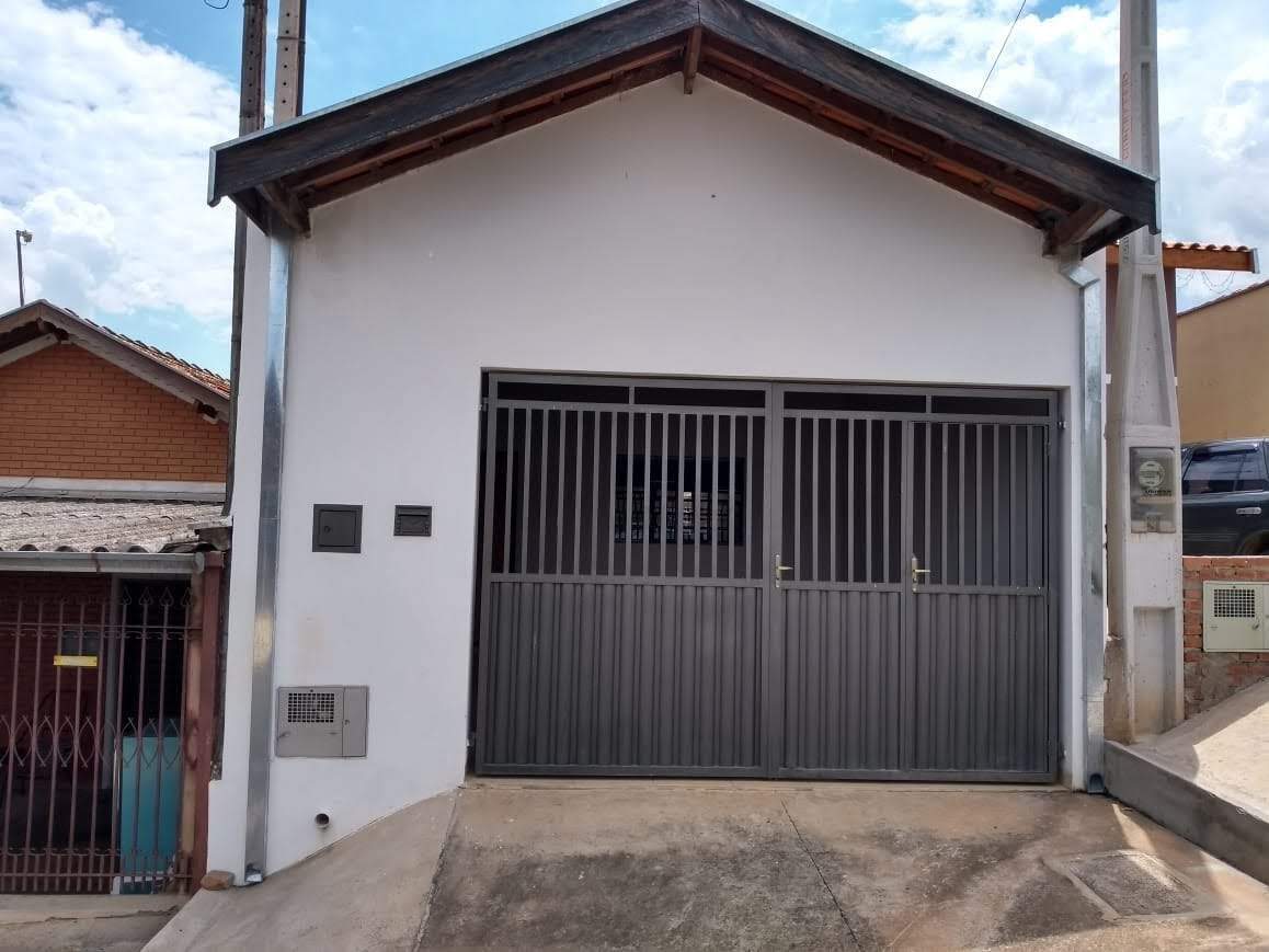 Casa para alugar, 2 quartos, 1 vaga, no bairro Santa Luzia em Charqueada - SP