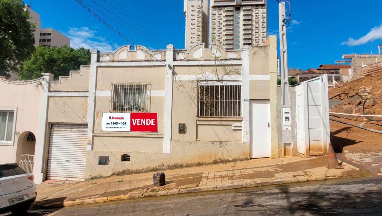Casa à venda, 4 quartos, no bairro Centro em Piracicaba - SP