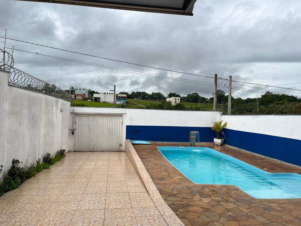 Casa para alugar, 2 quartos, 4 vagas, no bairro Santa Terezinha em Piracicaba - SP