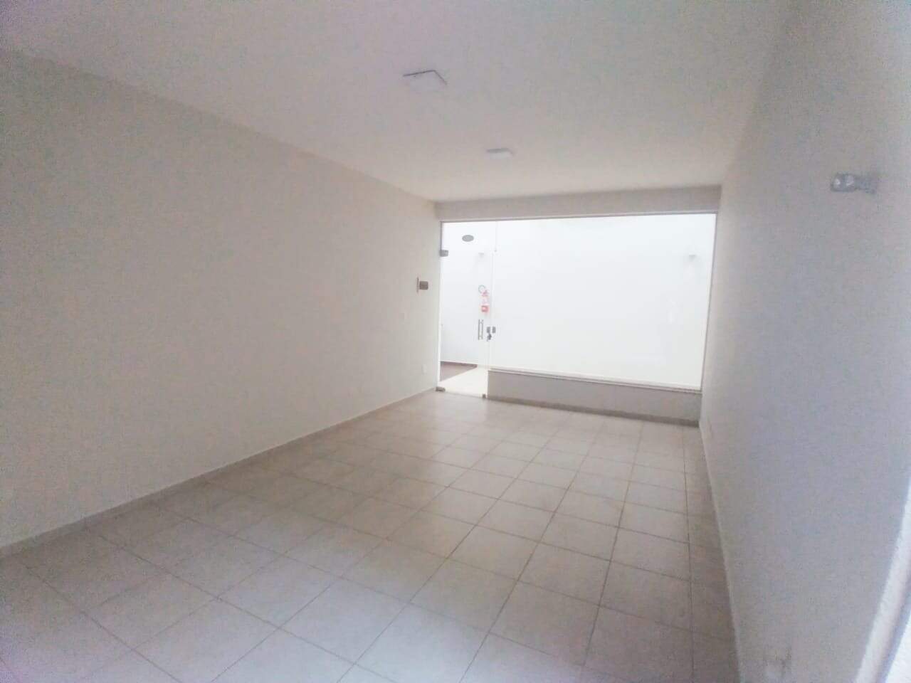 Sala Comercial para alugar, no bairro Vila Rezende em Piracicaba - SP