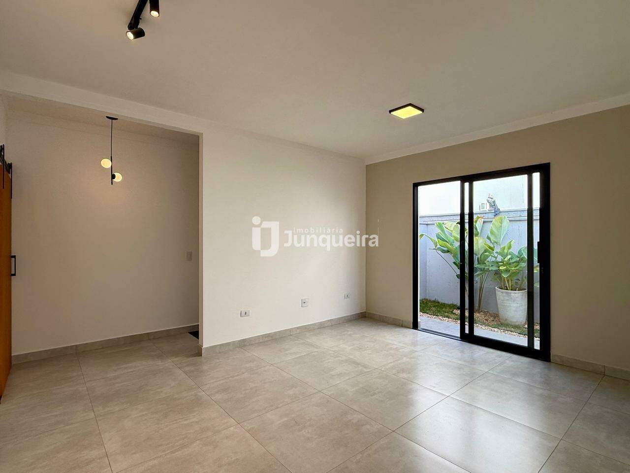 Casa em Condomínio à venda no Reserva do Engenho , 4 quartos, sendo 3 suítes, 4 vagas, no bairro Reserva do Engenho em Piracicaba - SP