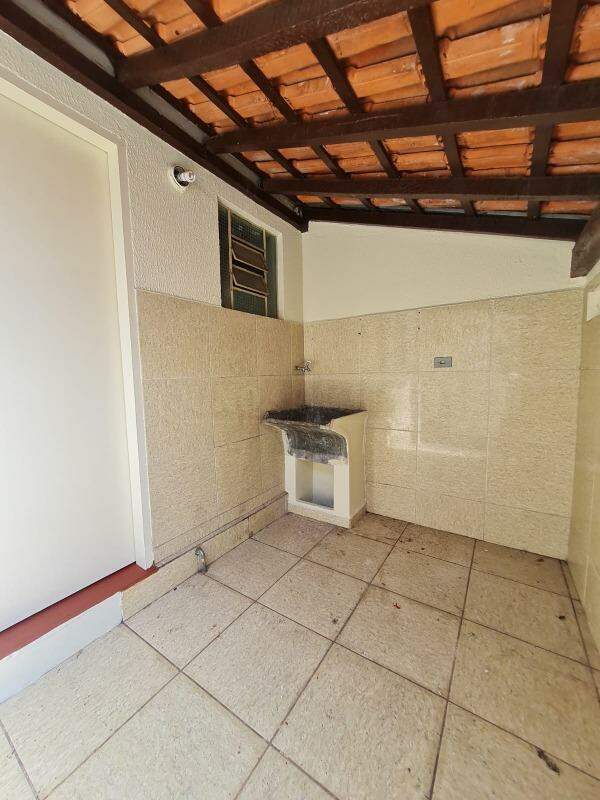 Casa para alugar, 1 quarto, no bairro Vila Rezende em Piracicaba - SP