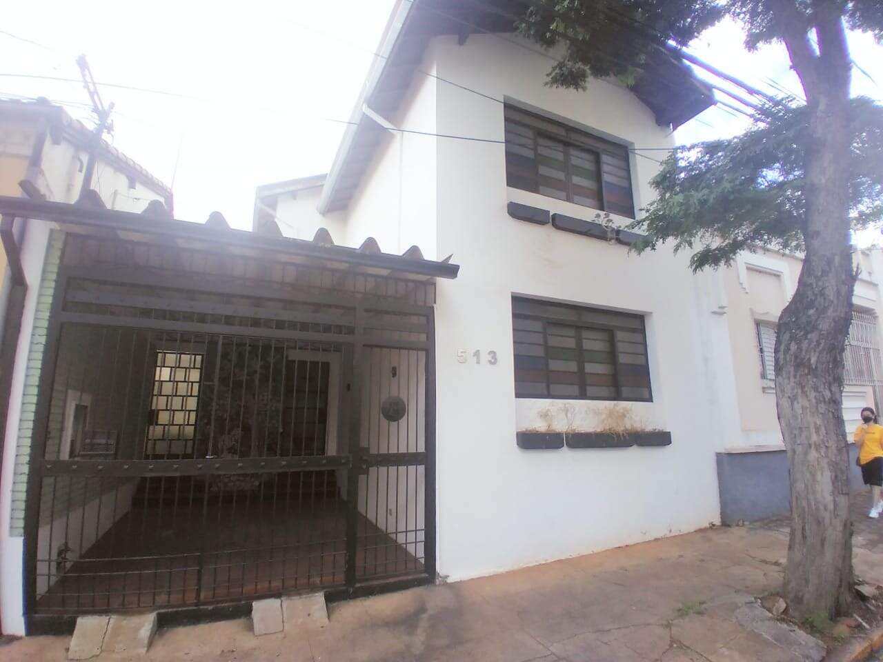 Casa à venda, 4 quartos, sendo 1 suíte, no bairro Centro em Piracicaba - SP