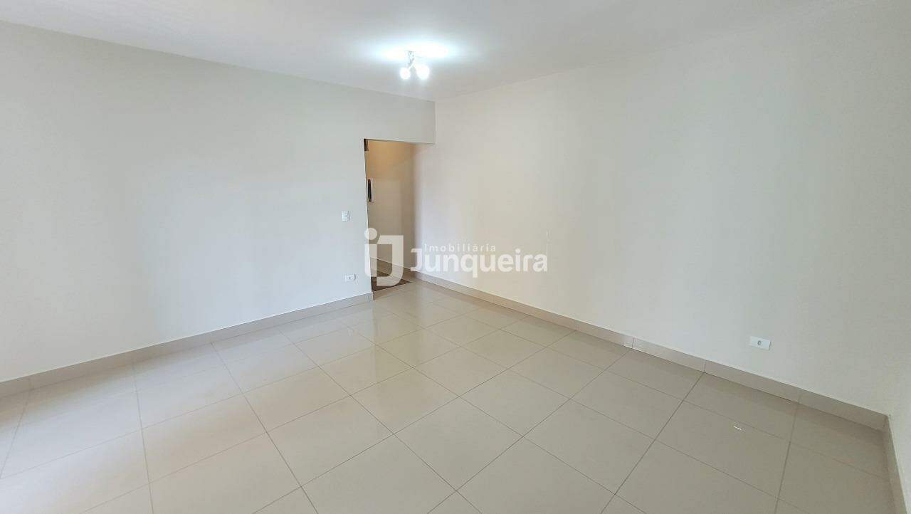 Apartamento para alugar no Novitalia, 3 quartos, sendo 1 suíte, 2 vagas, no bairro Nova América em Piracicaba - SP