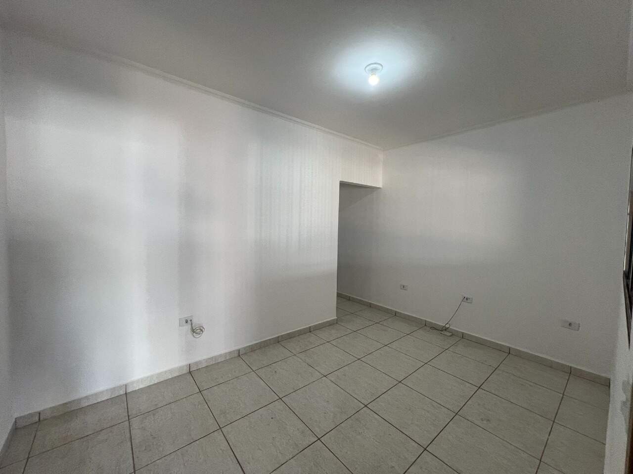 Casa para alugar, 3 quartos, sendo 1 suíte, 2 vagas, no bairro Jardim São Carlos em Rio das Pedras - SP