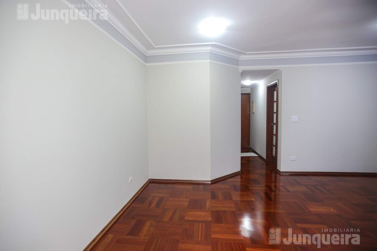 Apartamento à venda no Londres , 3 quartos, sendo 1 suíte, 2 vagas, no bairro Centro em Piracicaba - SP