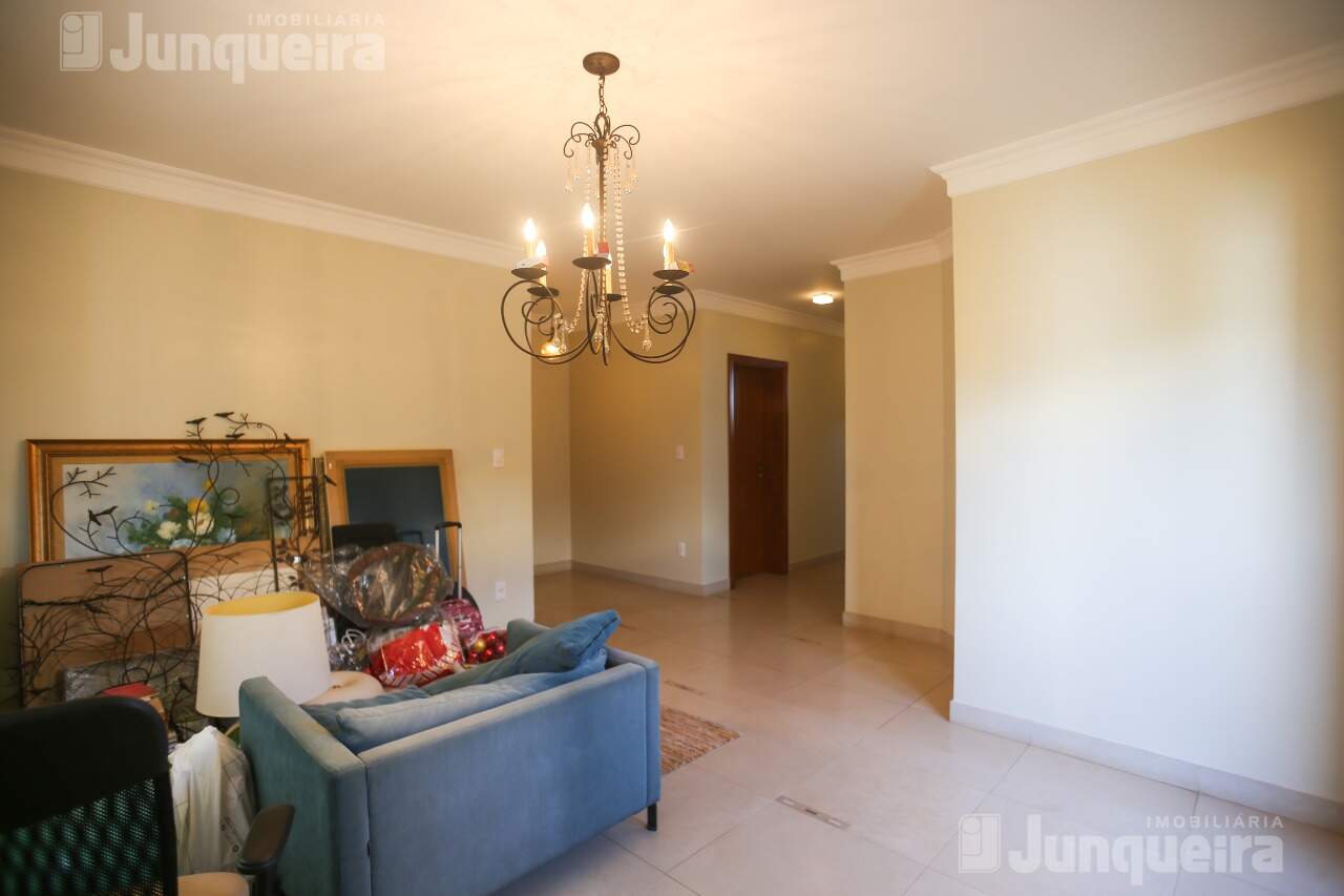 Casa em Condomínio à venda no Convívio Village Rio das Pedras, 3 quartos, sendo 1 suíte, 2 vagas, no bairro Santa Maria em Rio das Pedras - SP