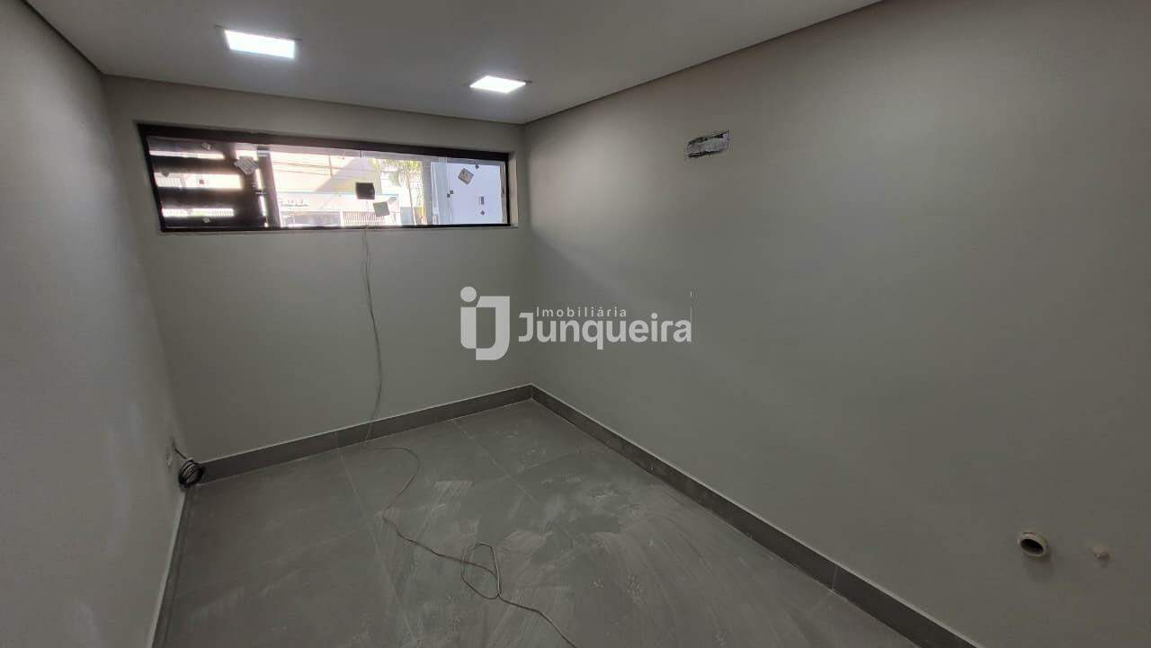Foto 5 de Casa comercial para alugar no Bairro Alto