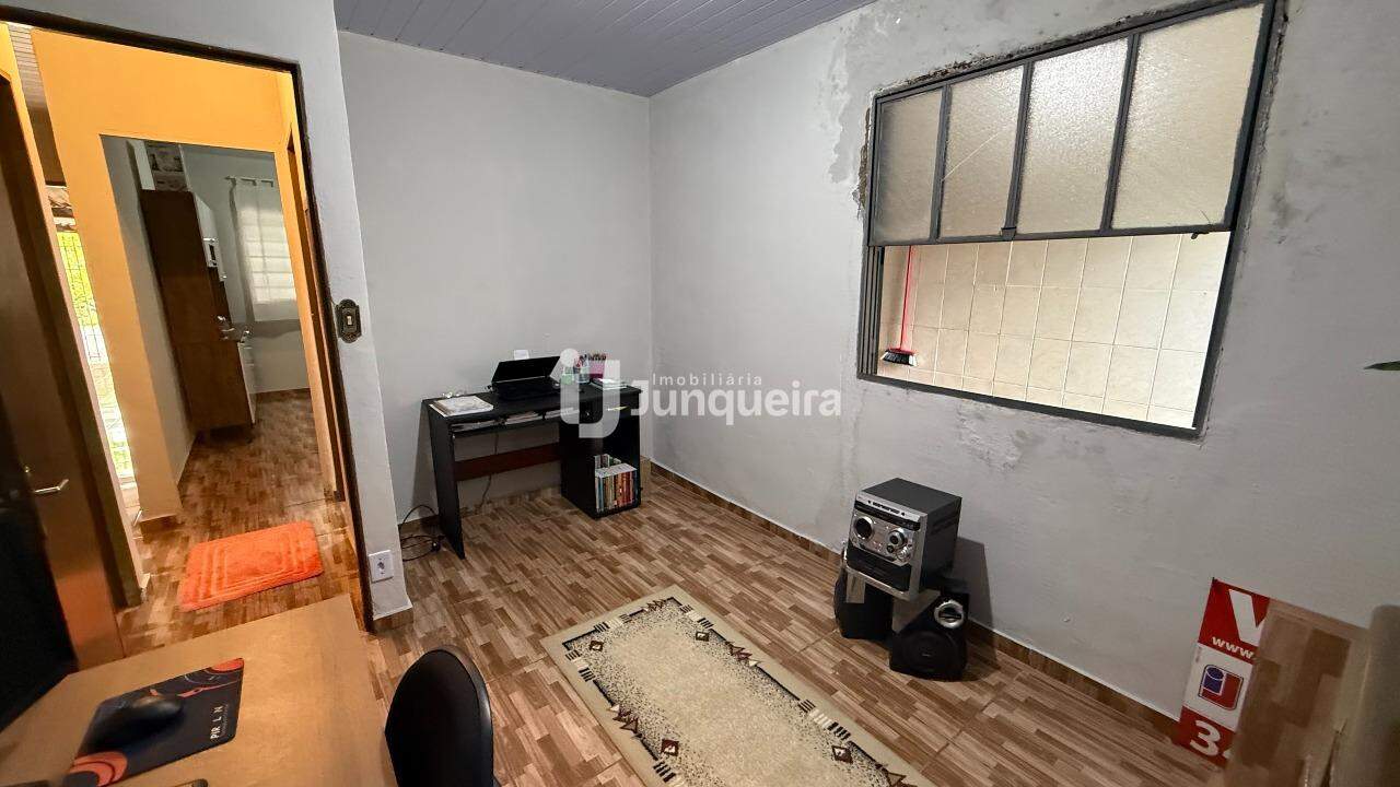 Casa para alugar, 2 quartos, 3 vagas, no bairro Santa Terezinha em Piracicaba - SP