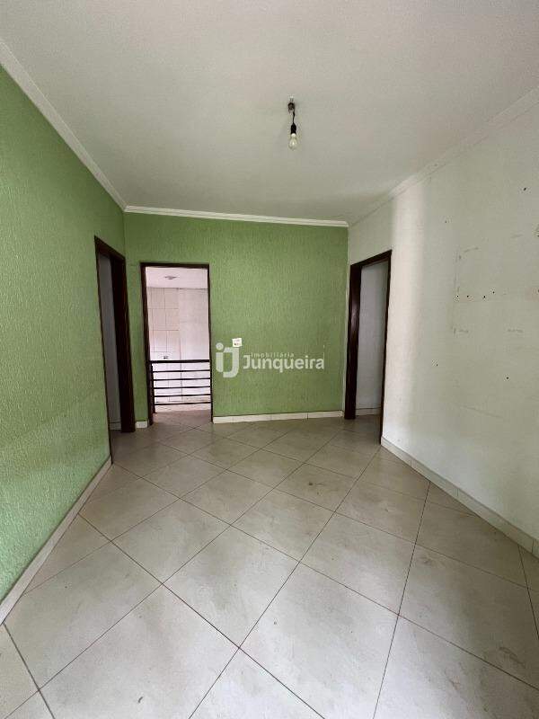 Casa para alugar, 4 quartos, sendo 1 suíte, 8 vagas, no bairro Jardim São Carlos em Rio das Pedras - SP