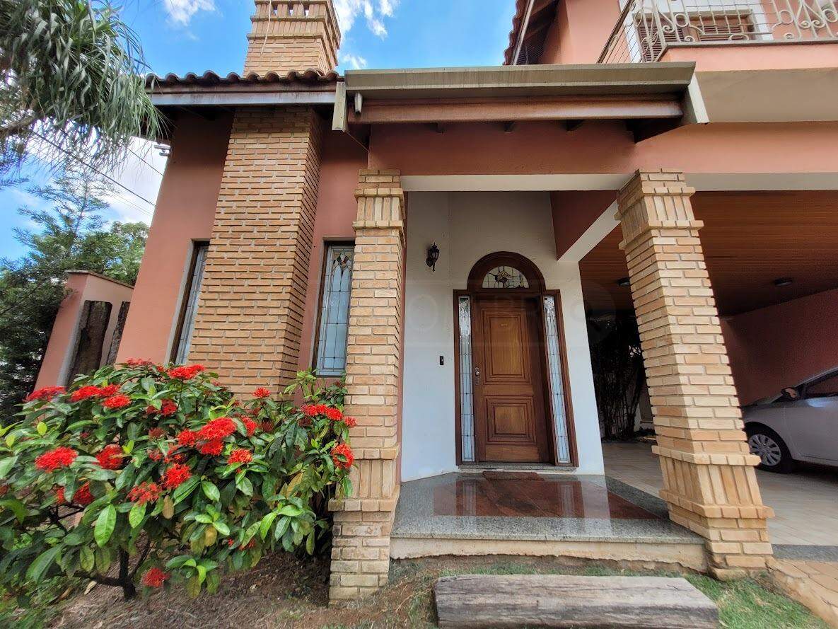 Casa em Condomínio para alugar no Village des Lions, 3 quartos, sendo 1 suíte, 4 vagas, no bairro Piracicamirim em Piracicaba - SP