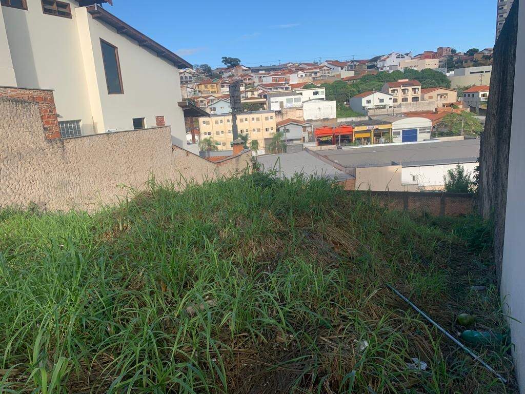 Terreno à venda, no bairro vila nazareti em Piracicaba - SP