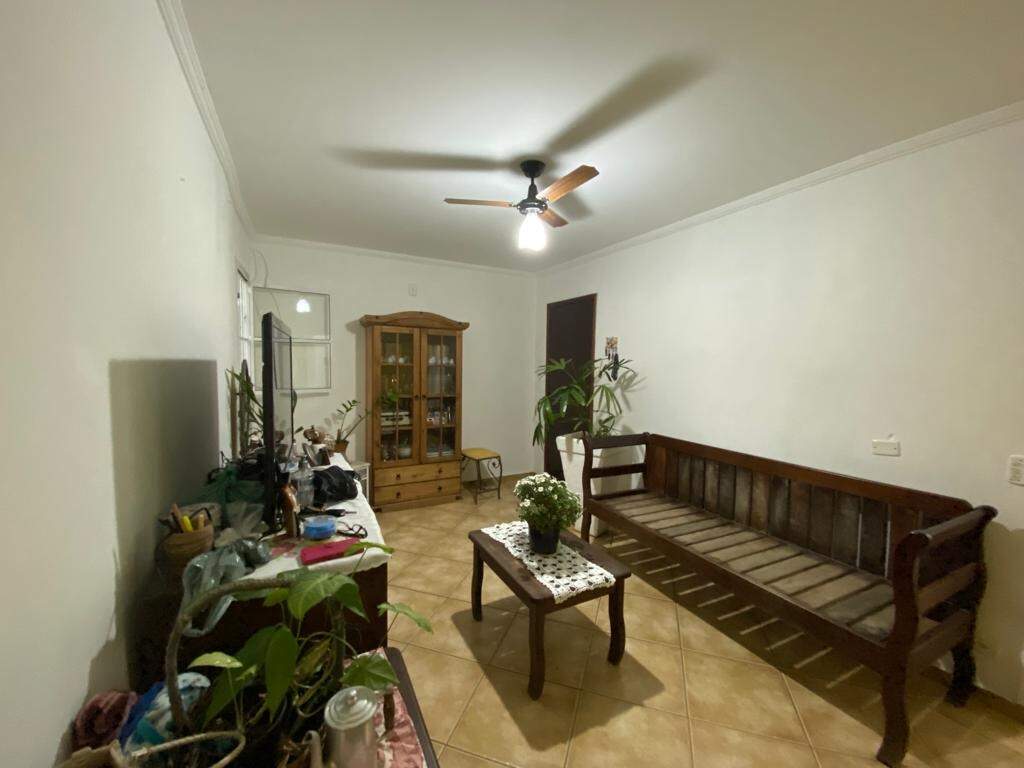 Casa à venda, 3 quartos, sendo 1 suíte, 1 vaga, no bairro Vila Rezende em Piracicaba - SP