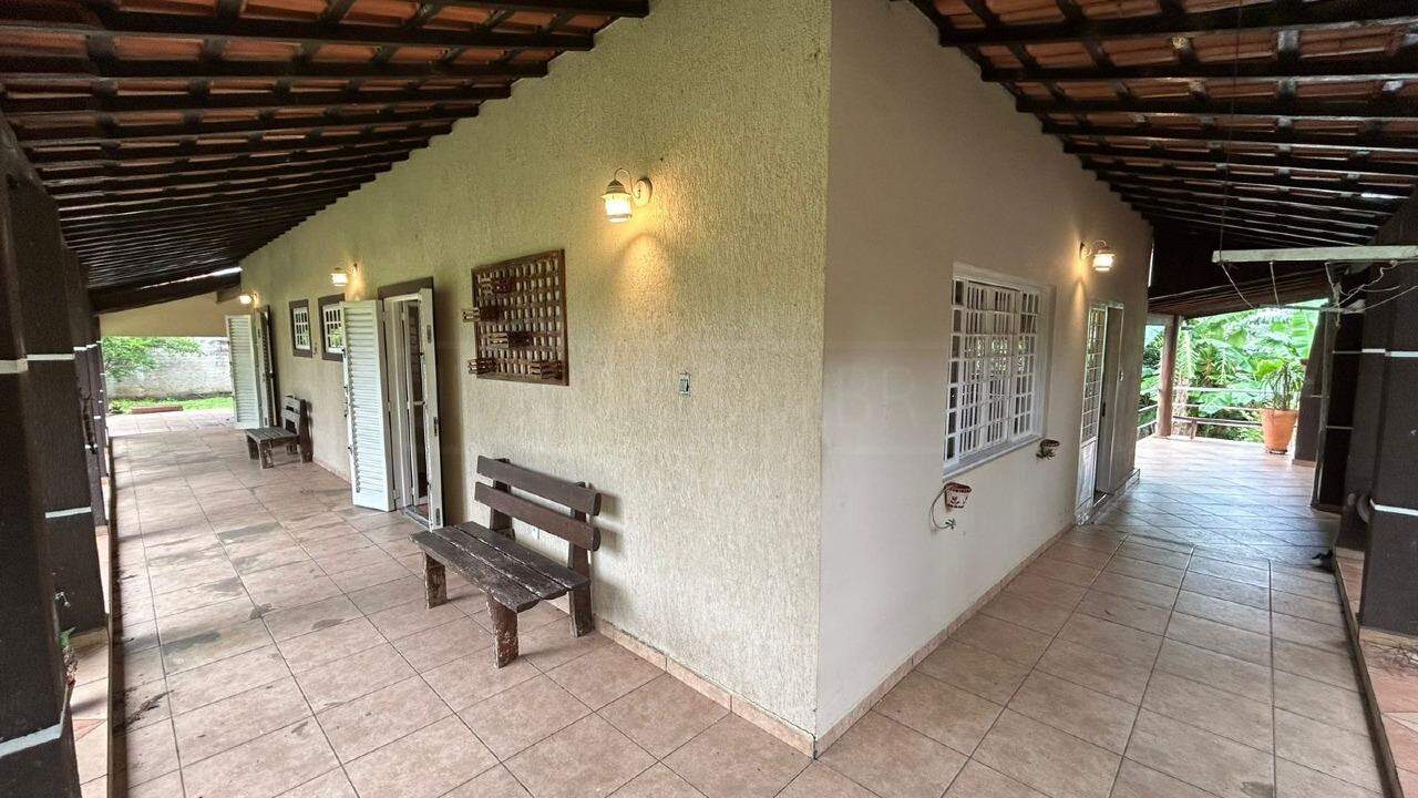 Chácara para alugar, 3 quartos, sendo 1 suíte, 4 vagas, no bairro Santa Terezinha em Piracicaba - SP