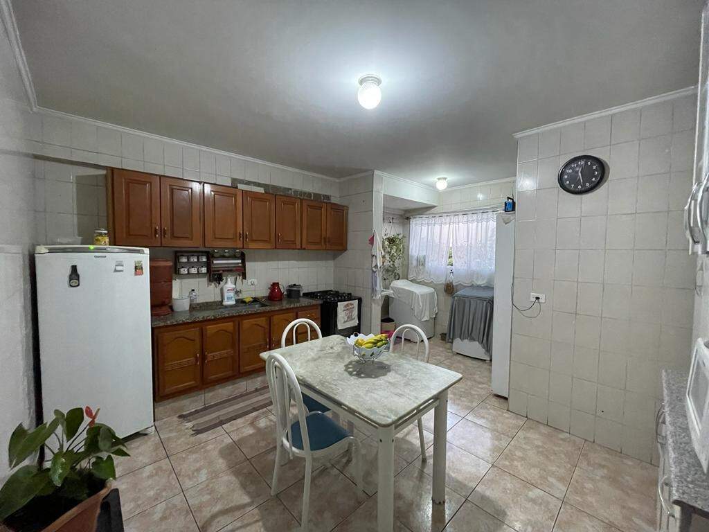 Apartamento à venda no Pioneiro, 3 quartos, sendo 1 suíte, 1 vaga, no bairro Santa Terezinha em Piracicaba - SP