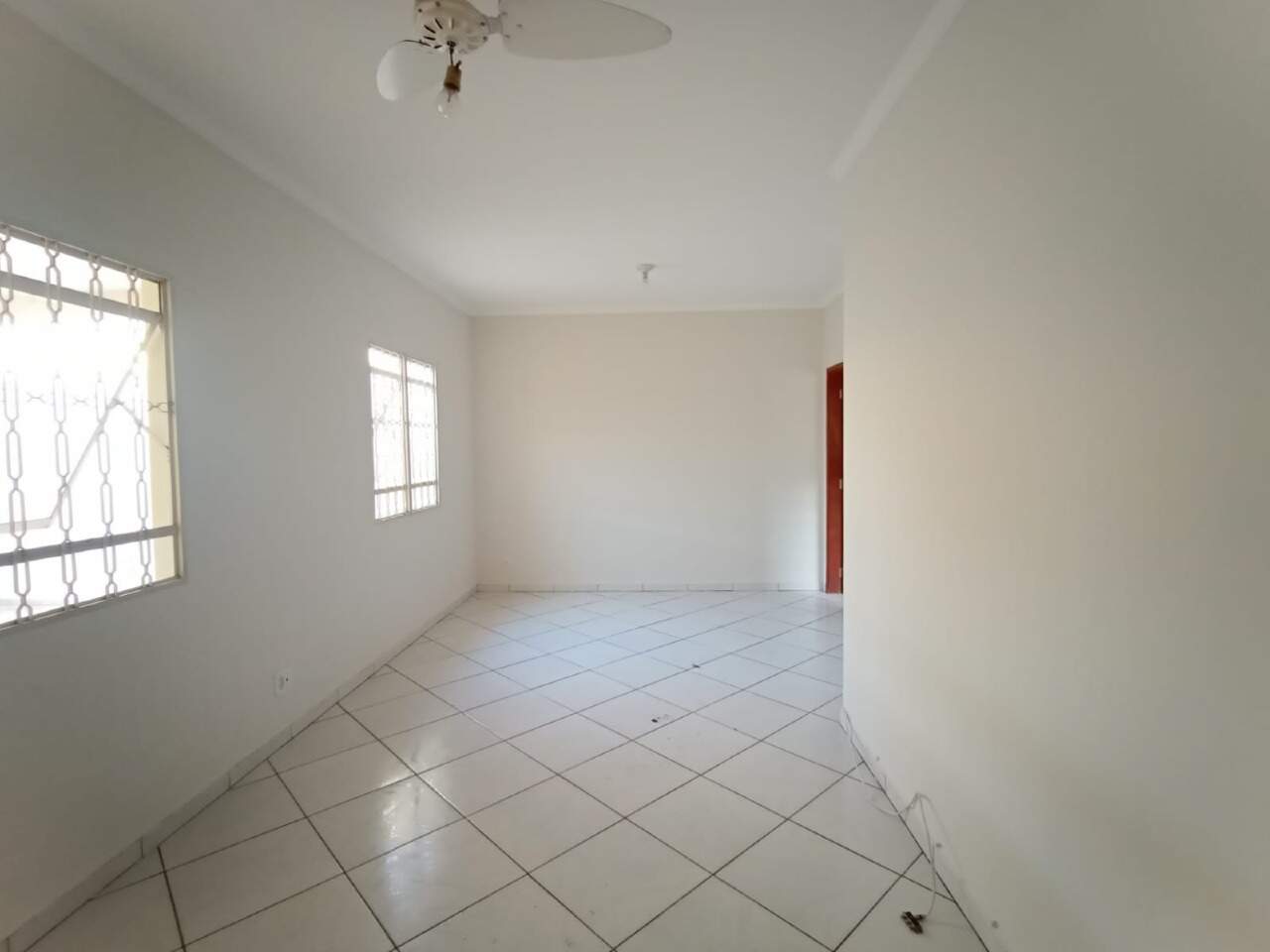 Casa para alugar, 2 quartos, 3 vagas, no bairro Santa Rosa em Piracicaba - SP