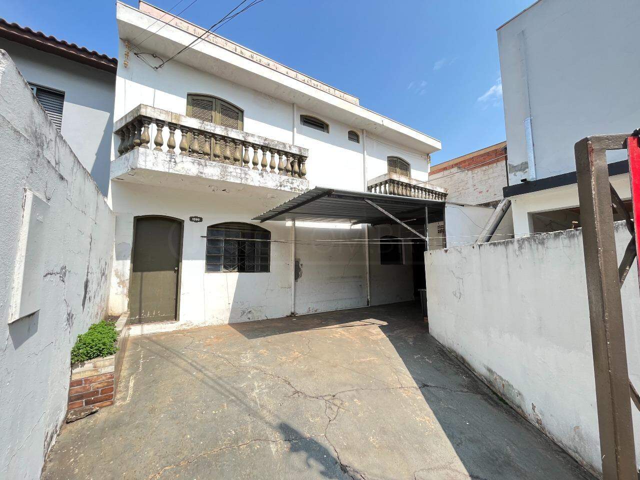 Casa à venda, 3 quartos, sendo 1 suíte, 3 vagas, no bairro Paulicéia em Piracicaba - SP