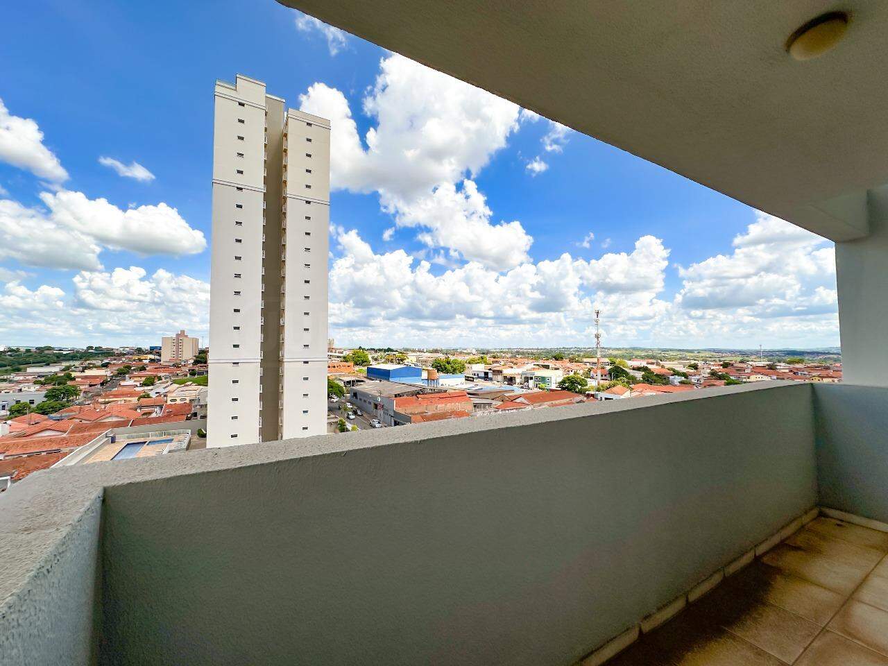 Apartamento à venda no Edifício Gênova, 4 quartos, sendo 1 suíte, 1 vaga, no bairro Paulicéia em Piracicaba - SP