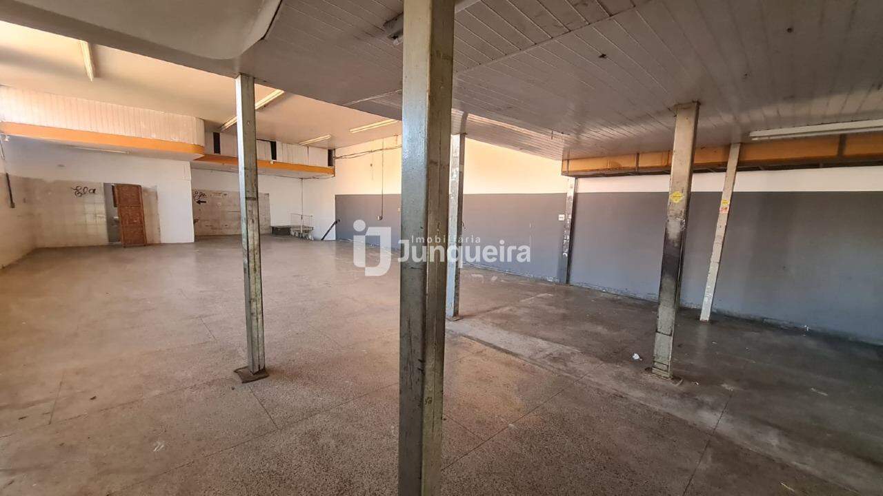 Salão para alugar, no bairro Jardim São Jorge em Piracicaba - SP