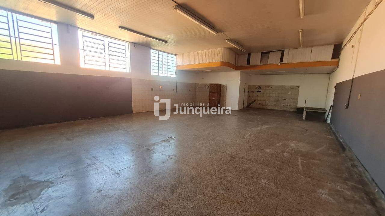 Salão para alugar, no bairro Jardim São Jorge em Piracicaba - SP