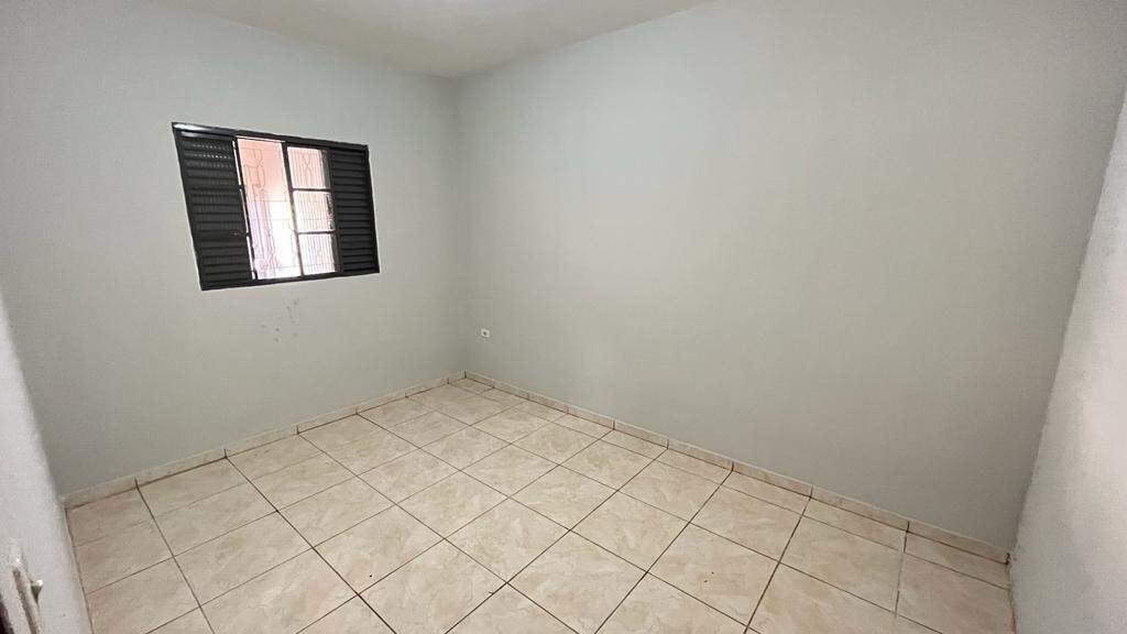 Casa para alugar, 4 quartos, sendo 2 suítes, 3 vagas, no bairro Residencial Luiz Massud Coury em Rio das Pedras - SP