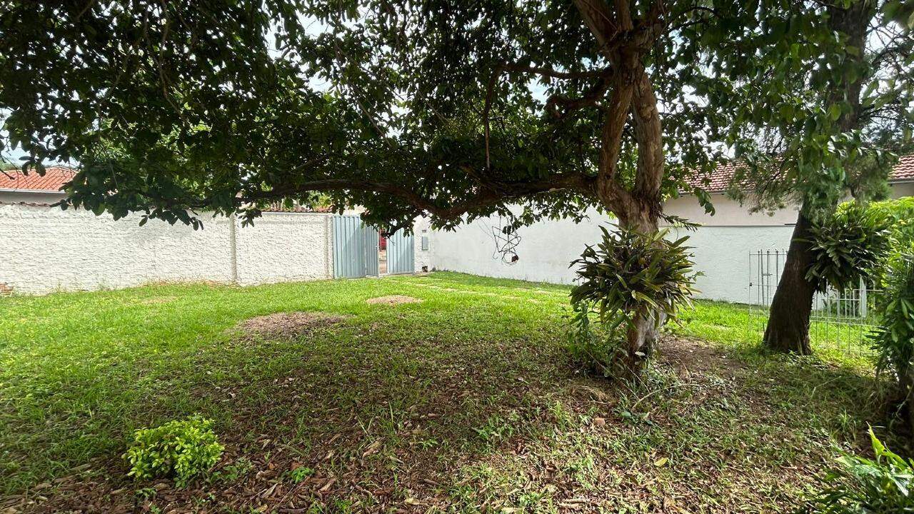 Edícula para alugar, 1 quarto, 1 vaga, no bairro Santa Terezinha em Piracicaba - SP