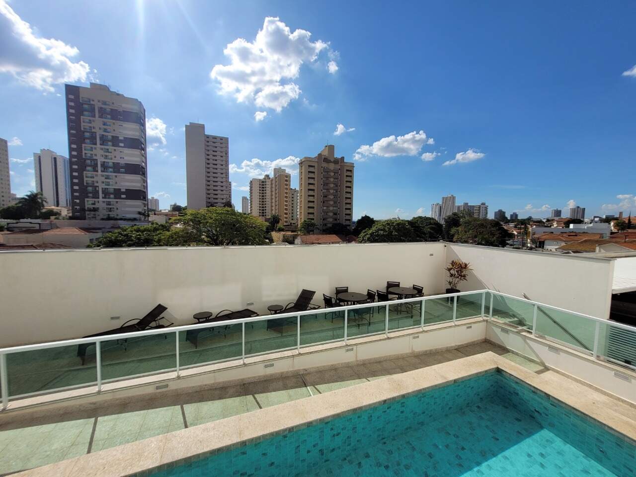 Apartamento à venda no Studio Holland, 1 quarto, 1 vaga, no bairro Cidade Alta em Piracicaba - SP