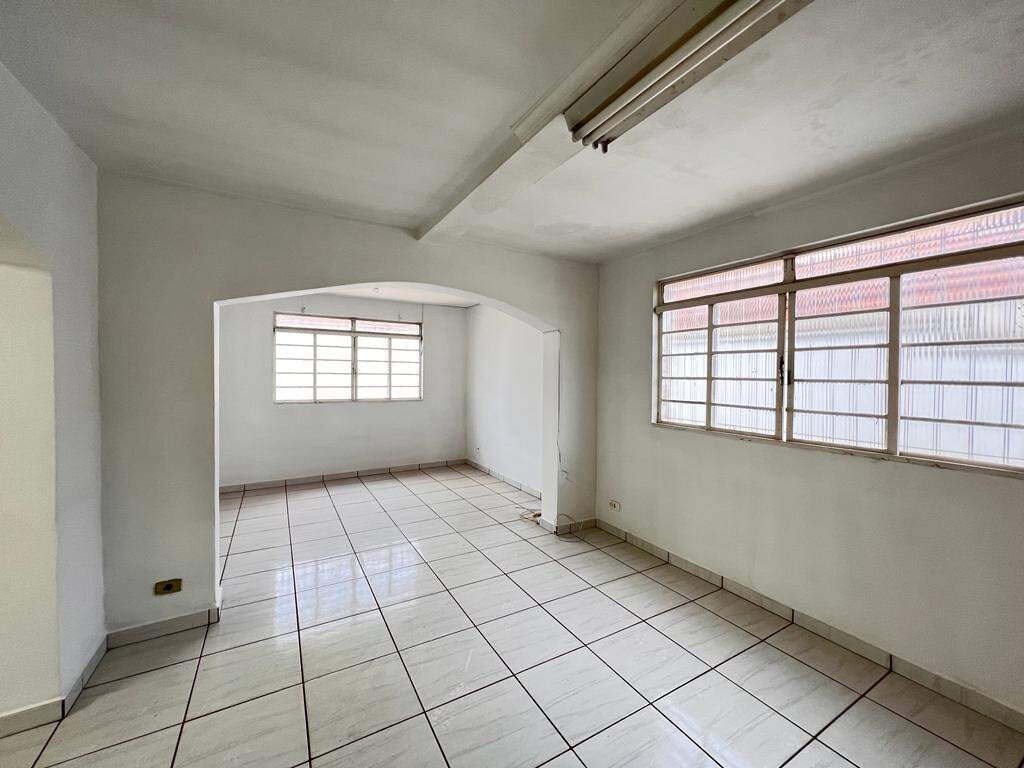 Casa à venda, 4 quartos, sendo 1 suíte, 4 vagas, no bairro Nova Pompéia em Piracicaba - SP