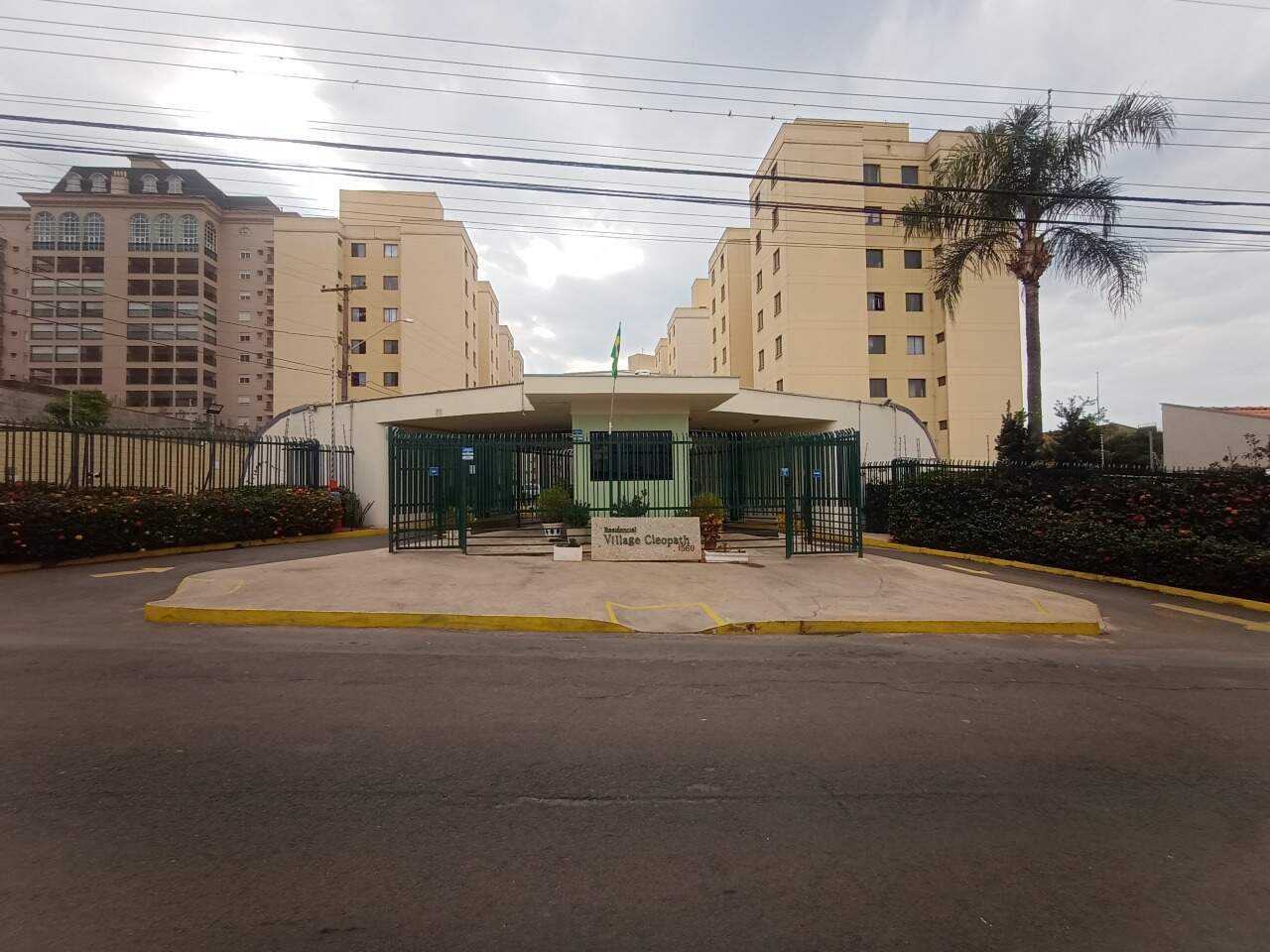 Apartamento à venda no Cond. Residencial Villagio Cleopath, 2 quartos, 1 vaga, no bairro Centro em Piracicaba - SP