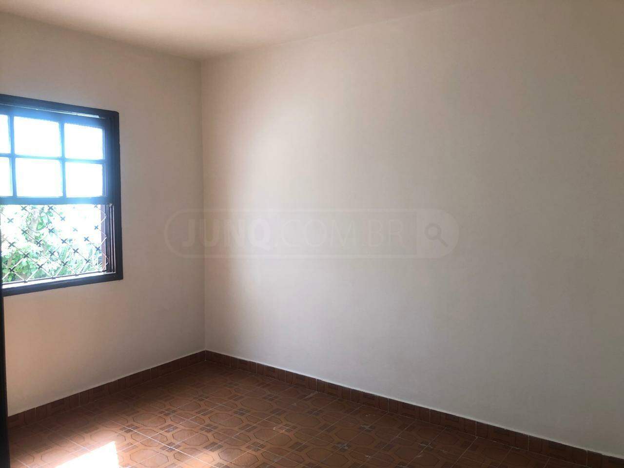 Casa à venda, 5 quartos, 2 vagas, no bairro Vila Rezende em Piracicaba - SP