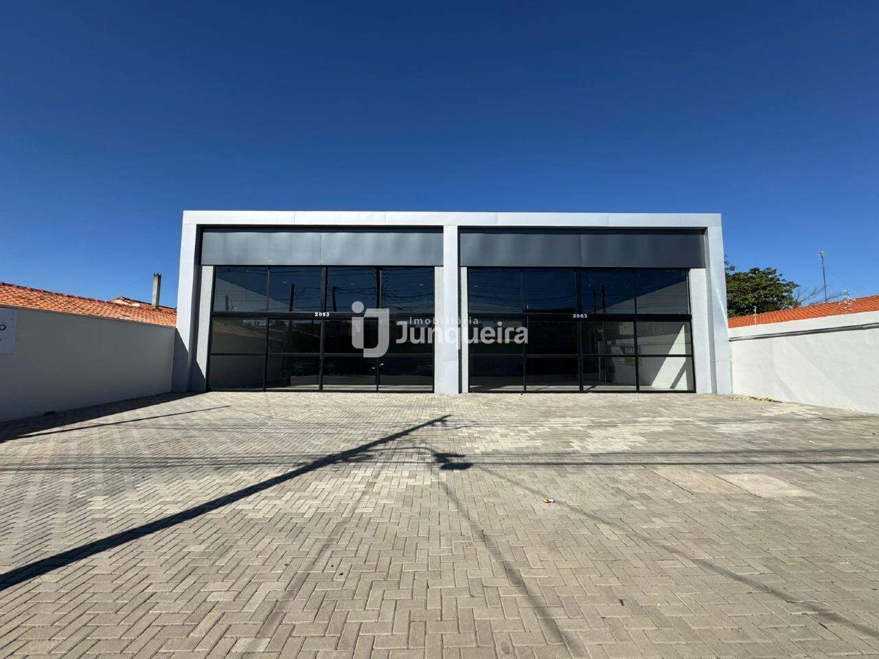 Salão para alugar, 4 vagas, no bairro Campestre em Piracicaba - SP