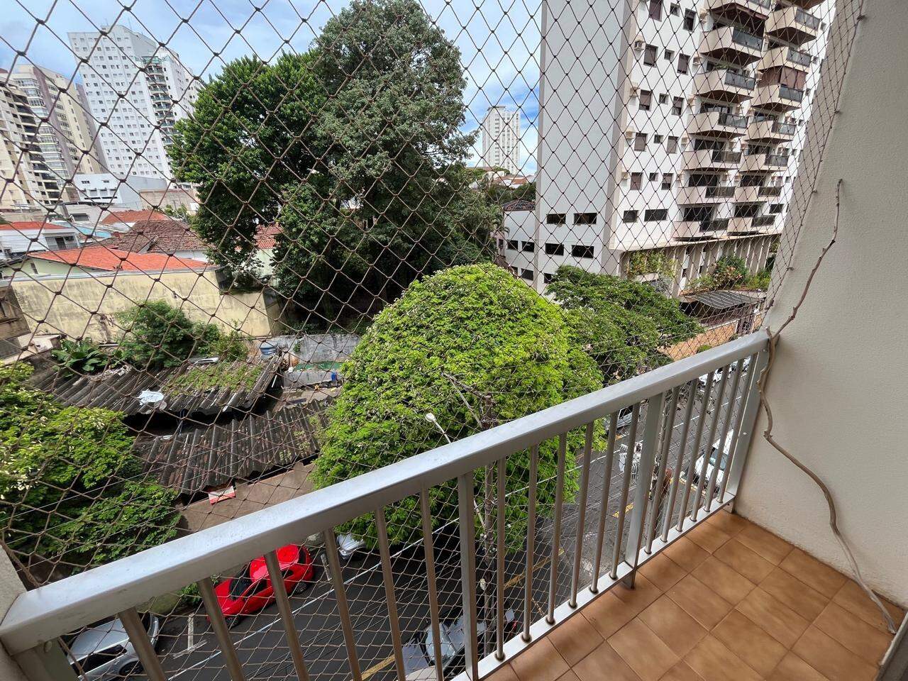 Apartamento para alugar no Edifício Itamaraty, 2 quartos, 1 vaga, no bairro Centro em Piracicaba - SP