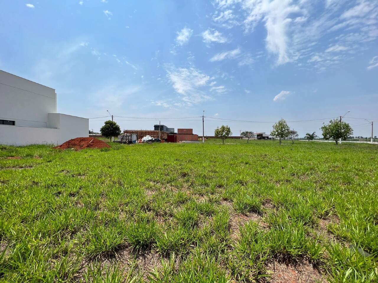 Terreno em Condomínio à venda no Novo Campestre, no bairro Novo Campestre  em Piracicaba - SP