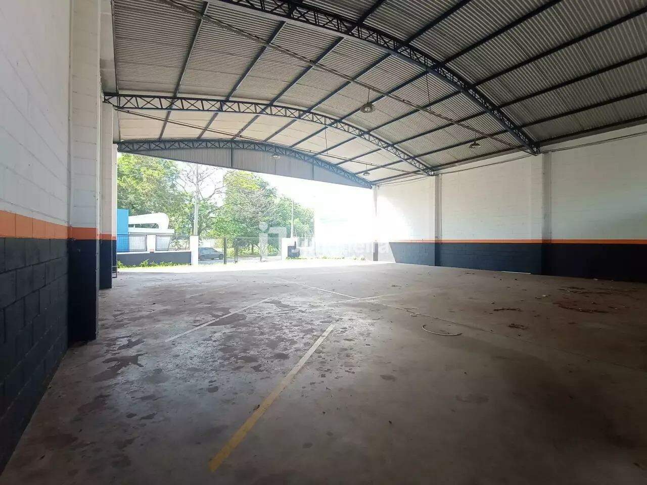 Galpão para alugar, no bairro Vila Independência em Piracicaba - SP
