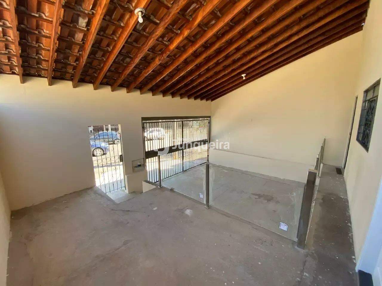 Casa para alugar, 2 quartos, 1 vaga, no bairro Santa Terezinha em Piracicaba - SP
