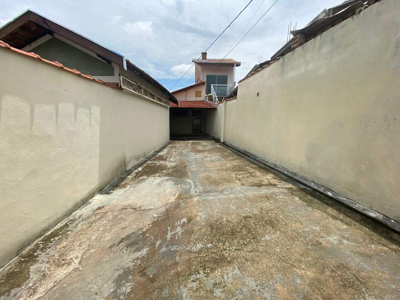 Casa para alugar, 2 quartos, 2 vagas, no bairro Vila Sônia em Piracicaba - SP