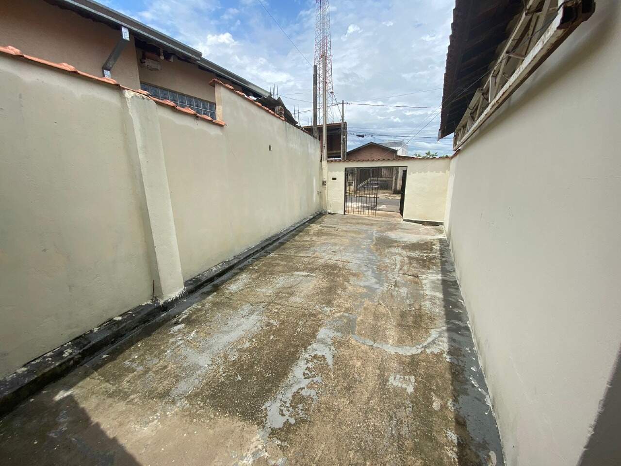 Casa para alugar, 2 quartos, 2 vagas, no bairro Vila Sônia em Piracicaba - SP