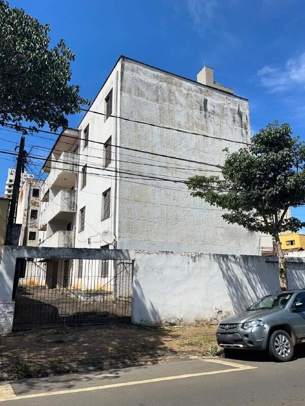 Prédio Comercial à venda, 32 quartos, 20 vagas, no bairro Centro em Piracicaba - SP